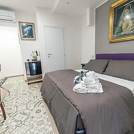 Le Berceau 4* Neapol