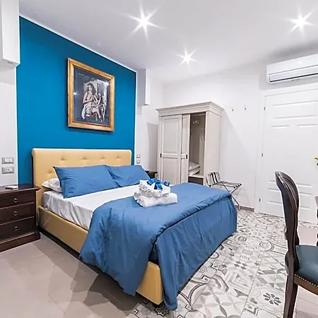 Le Berceau 4* Neapol